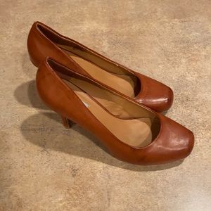 Women’s Olsenboye heels size 8